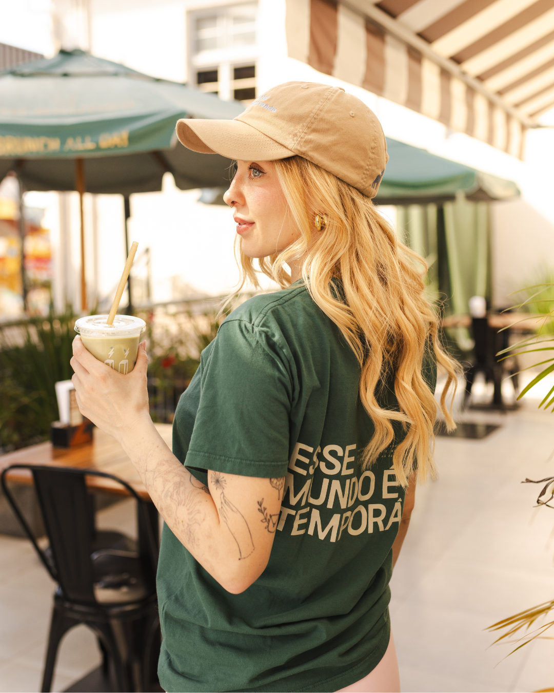 Camiseta Clássica Feminina - Eterno