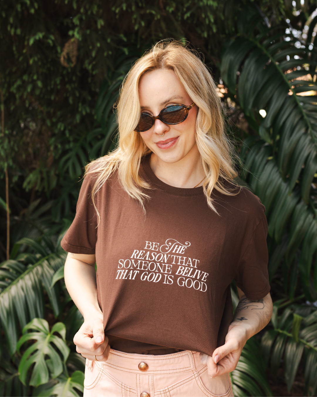 Camiseta - God is Good (Unissex)