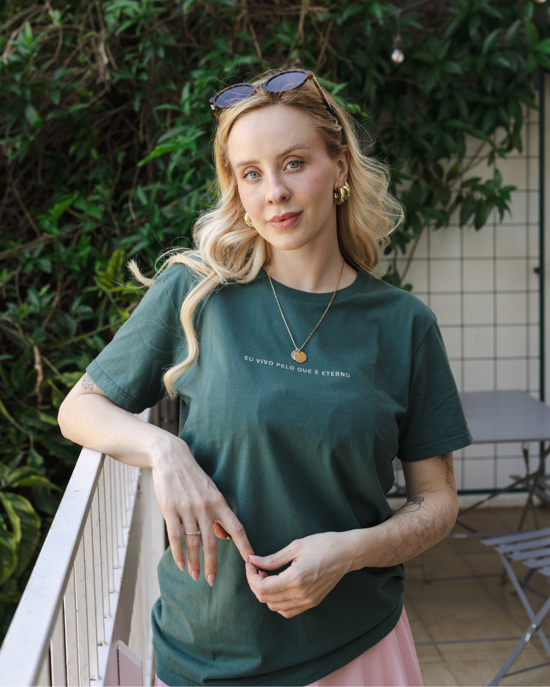 Camiseta Clássica Feminina - Eterno