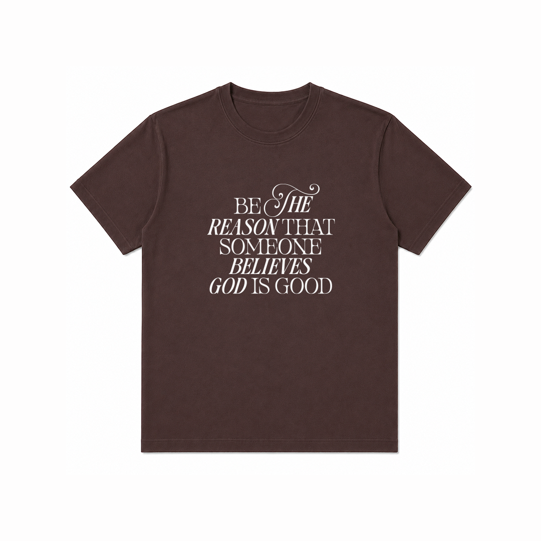 Camiseta Clássica Masculina - God is Good