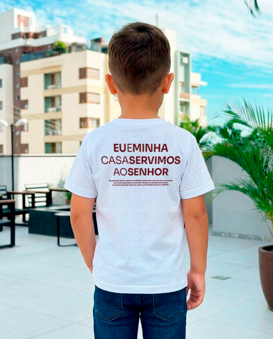 Camiseta Infantil Offwhite - Eu e minha casa servimos ao senhor