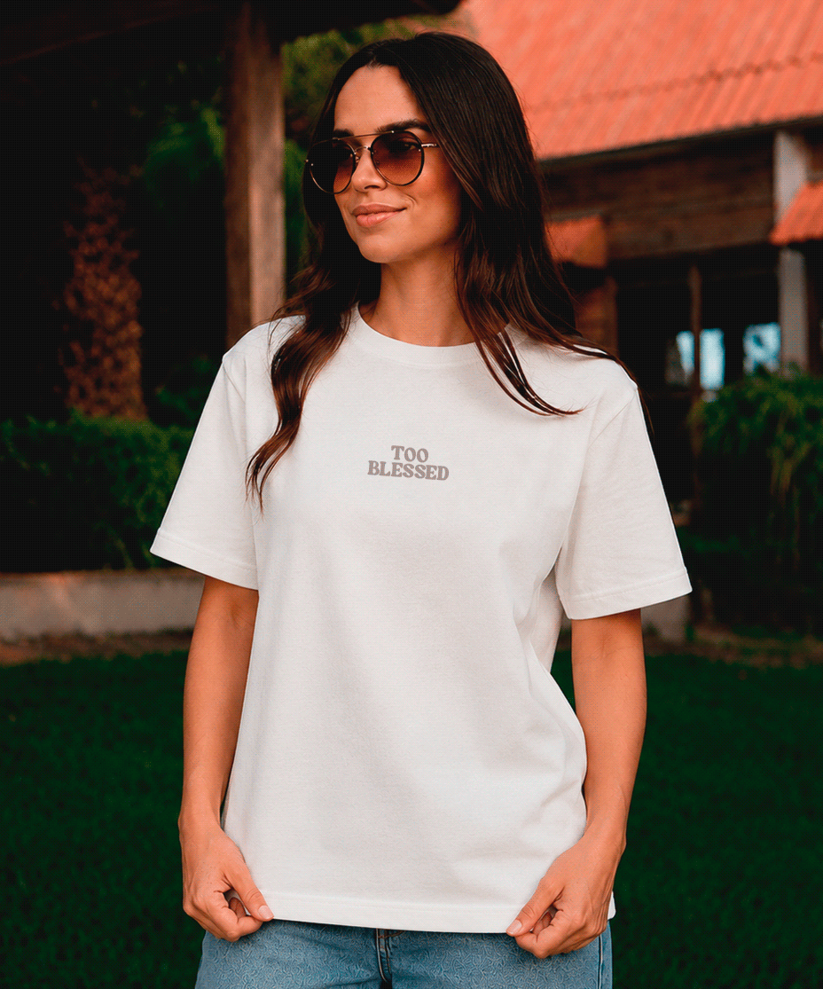 Camiseta Clássica Feminina - Abençoada