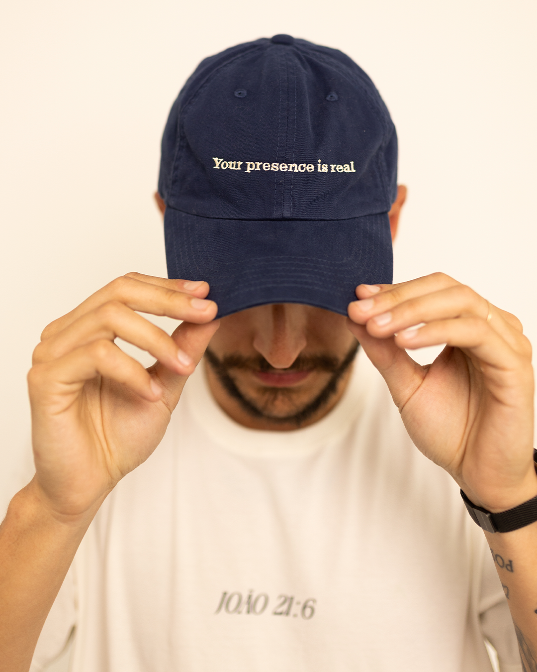 Boné Azul - Presence is Real