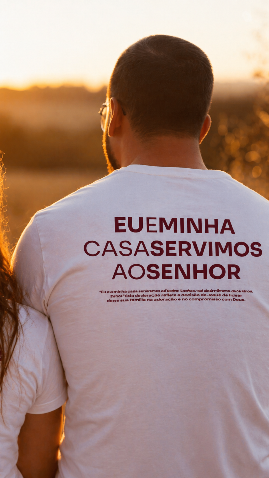 Camiseta Clássica Masculina OffWhite - Eu e minha casa servimos ao senhor