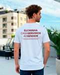 Camiseta Clássica Masculina OffWhite - Eu e minha casa servimos ao senhor