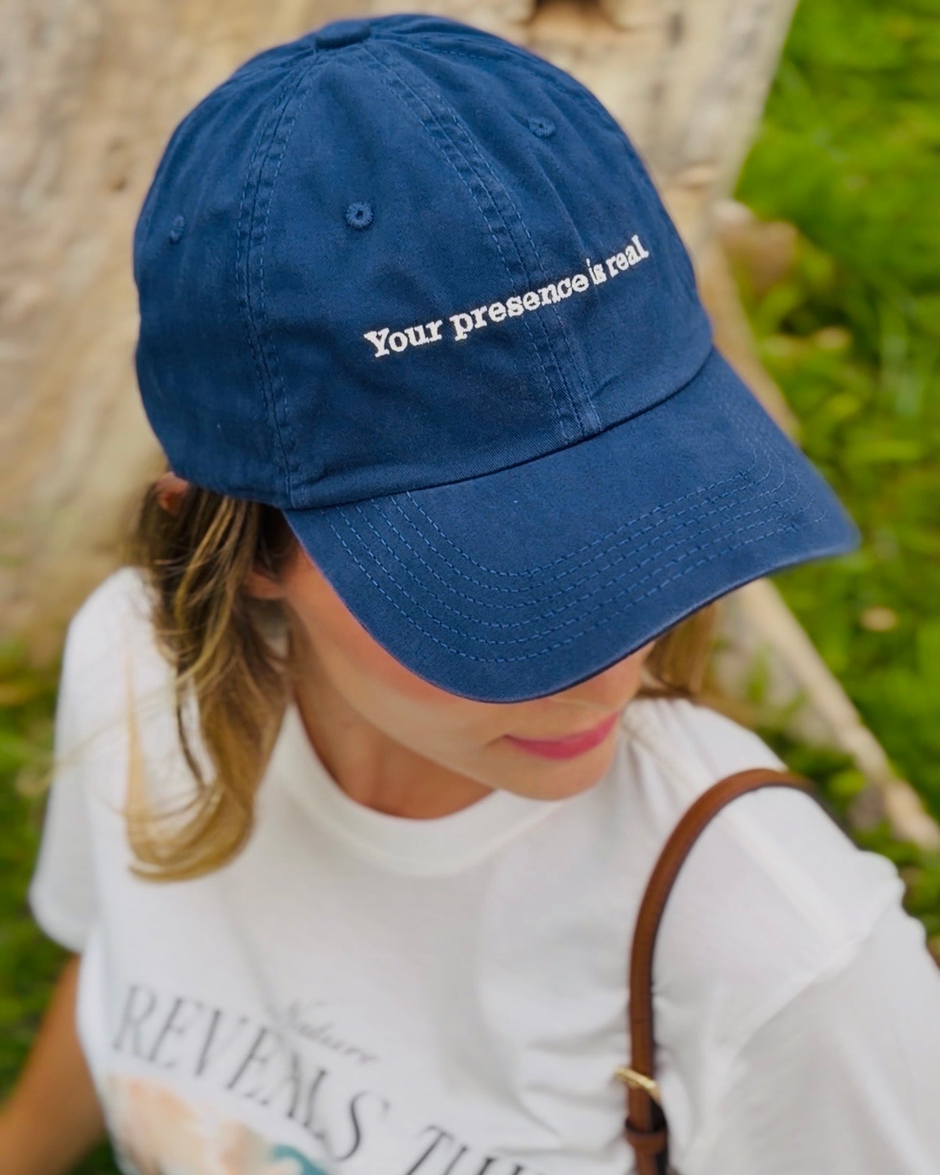 Boné Azul - Presence is Real